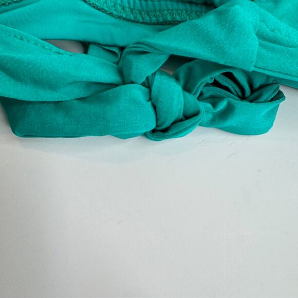 Becca Virtue Socialite Ariella Ruffle Halter Top Large Jasper - Picture 8 of 12